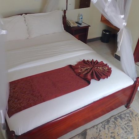 Acacia Country Inn Mbarara Εξωτερικό φωτογραφία